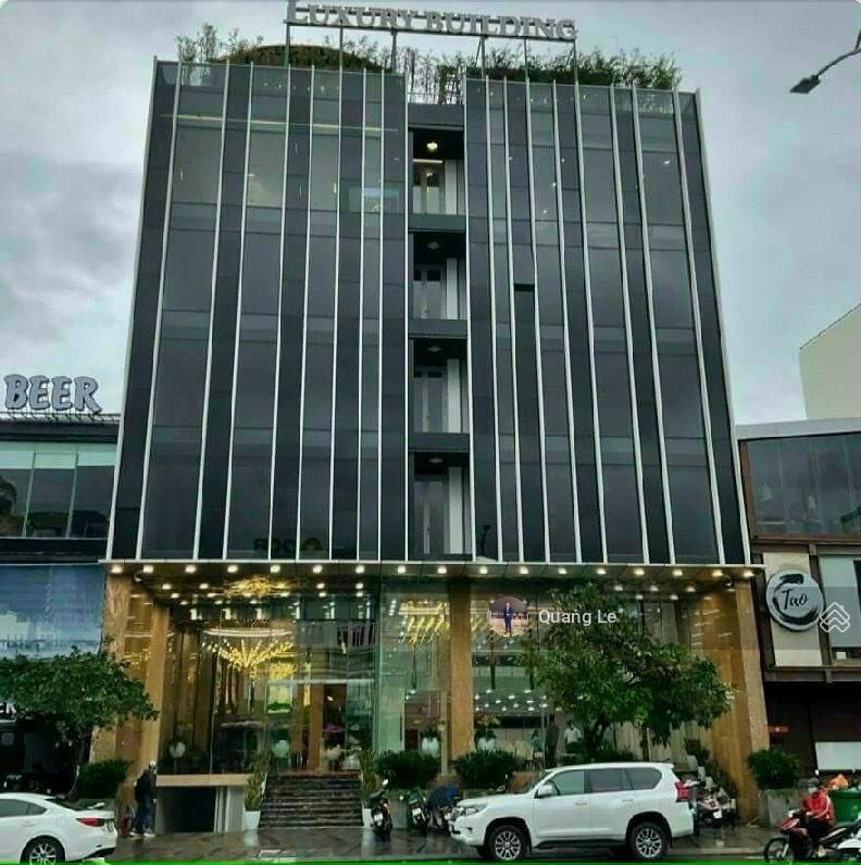 Tôi đang cần tiền cần bán building mặt tiền p. tân định 20x25m hầm 8lầu hđt 300tr/th 110 tỷ tl