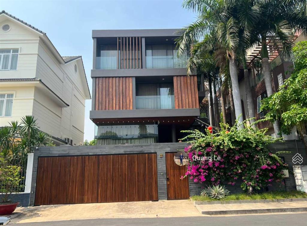 Bán căn biệt thự duy nhất bình lợi, p13, q. bình thạnh. dt 12x20m có sẵn 3 lầu mới đẹp. gía 24 tỷ