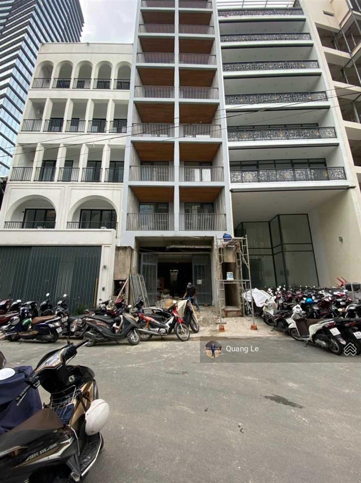 Cô tôi đã lớn tuổi cần bán rất gấp nhà siêu vị trí mặt tiền ký con 4.5x22m 7 lầu hđt 90tr/th 25 tỷ