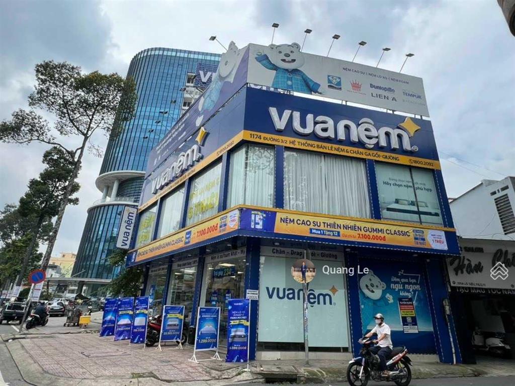 Hạ giá 33 tỷ còn 25 tỷ! góc 2 mt lê văn sỹ, p.14, q.3 5.5x18m t + 3 lầu hđt 96 triệu/th đoạn đẹp