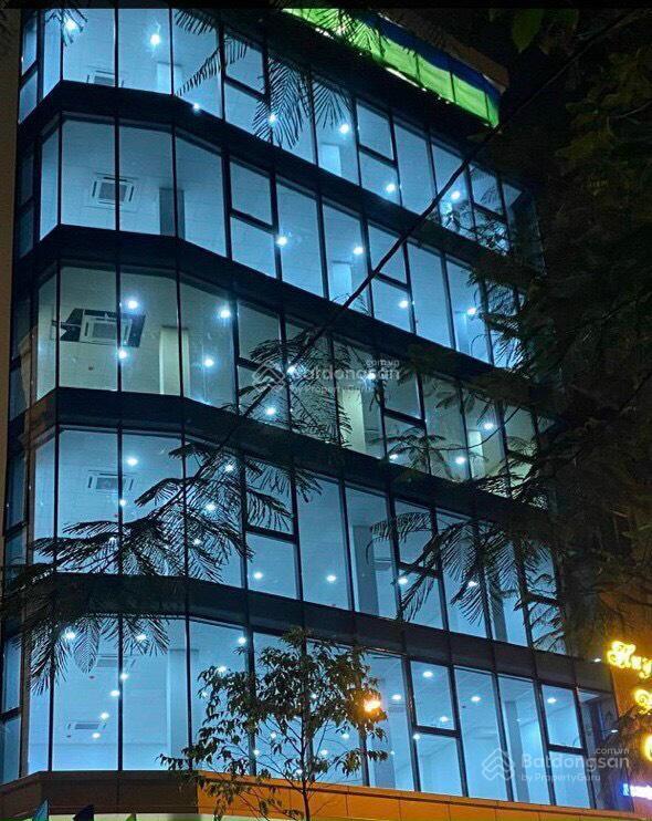 Tòa nhà văn phòng đường hoàng hoa thám, p. 13, q. tân bình. dt 6.5x28, hầm 7 lầu tn 250tr. giá 43tỷ