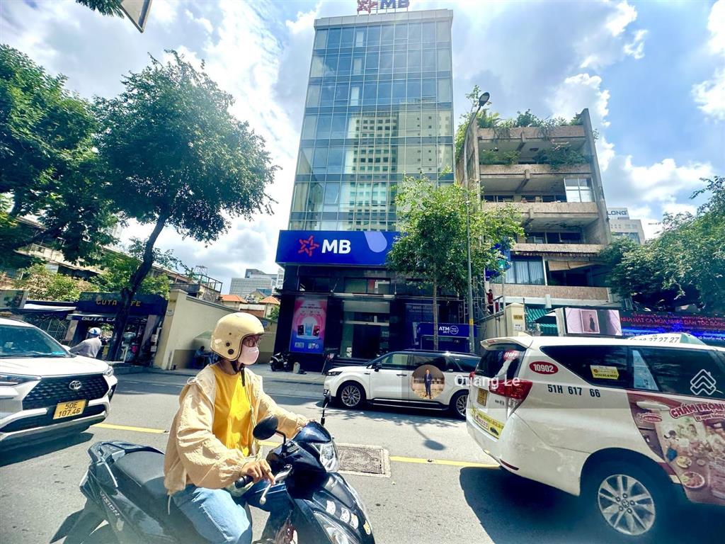 Tòa nhà vip 1 đời chủ ngay võ văn ngân, tp thủ đức.dt 14x30m. hầm 7 tầng. hđt 250 triệu. giá 69 tỷ