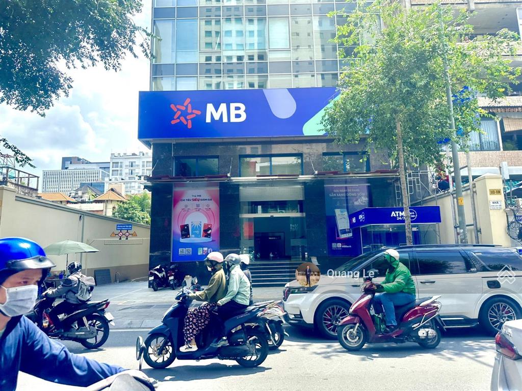 Tòa nhà vip 1 đời chủ ngay võ văn ngân, tp thủ đức.dt 14x30m. hầm 7 tầng. hđt 250 triệu. giá 69 tỷ