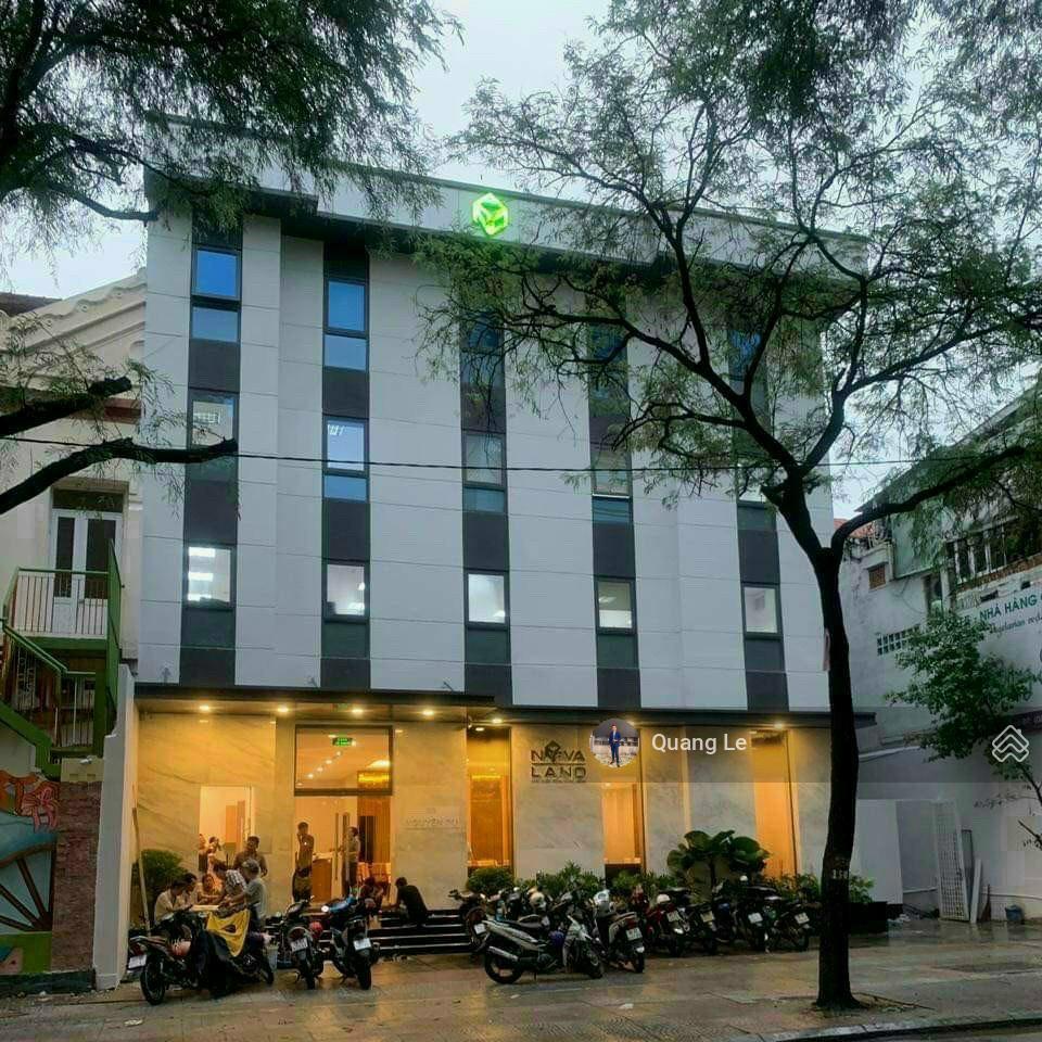 Tôi đang cần tiền cần bán building mặt tiền p. tân định 20x25m hầm 8lầu hđt 300tr/th 110 tỷ tl