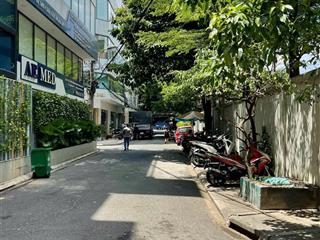 Nhà hẻm 5m xe hơi  ngay nguyễn tri phương, q10  4,7x12m 5 tầng 12chdv cho thuê 50tr/th