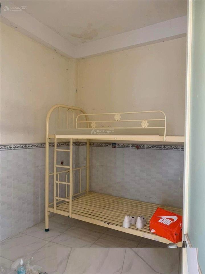 Nhà hẻm 5m xe hơi  ngay nguyễn tri phương, q10  4,7x12m 5 tầng 12chdv cho thuê 50tr/th