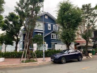 Bán biệt thự 2 tầng góc 2mt nội bộ quốc hương siêu vị trí trung tâm thảo điền. dt 10x20m giá 50 tỷ