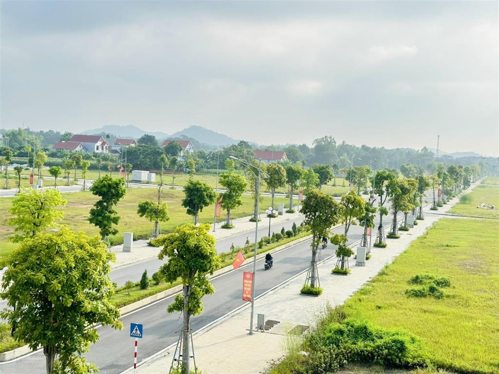 Cực sốc! chỉ từ 700tr sở hữu đất nền thành phố  sẵn sổ  sát khu cn sumsung