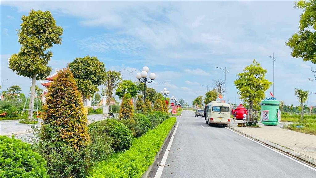 Cực sốc! chỉ từ 700tr sở hữu đất nền thành phố  sẵn sổ  sát khu cn sumsung