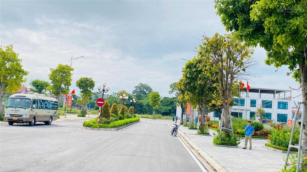 Cực sốc! chỉ từ 700tr sở hữu đất nền thành phố  sẵn sổ  sát khu cn sumsung