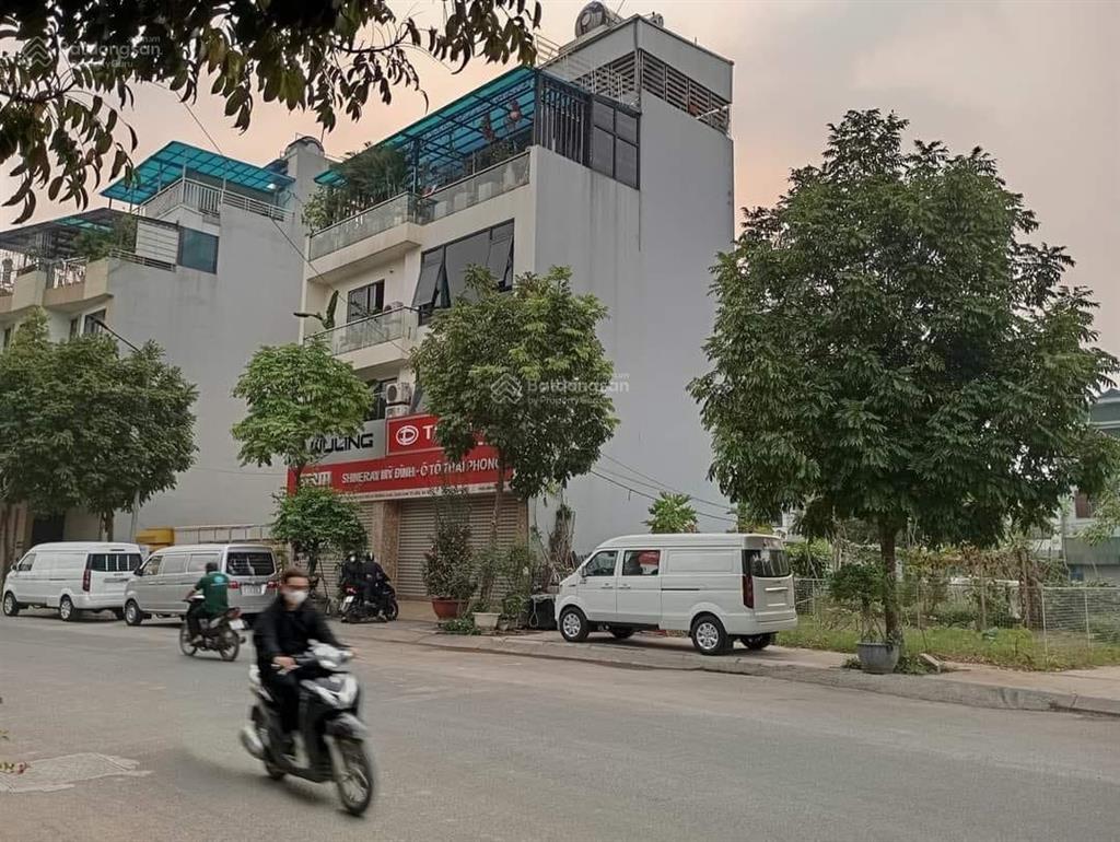 Đất đấu giá phương canh dt 75m2 giá tốt  cạnh trường fpt  3 bước ra trịnh văn bô