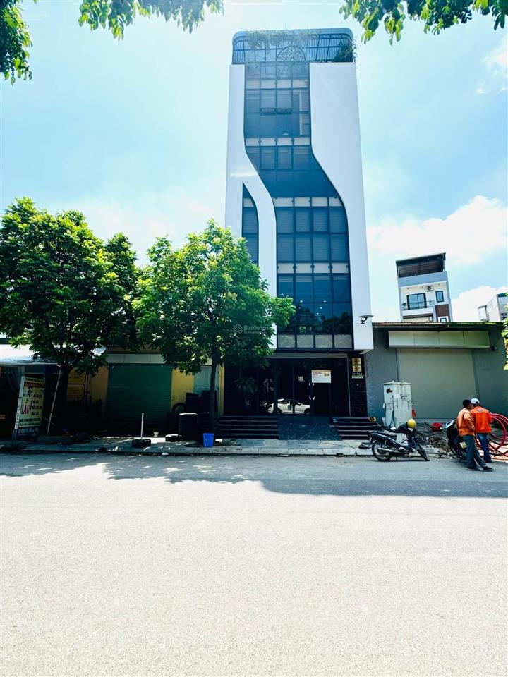 Bán mảnh đất đấu giá vip dt 87m2  đường trước nhà 24m  cạnh trường fpt  3 bước ra trịnh văn bô