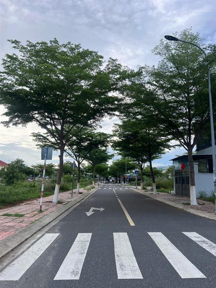 Bán lô góc đẹp kđt mipeco gần biển giá đầu tư!