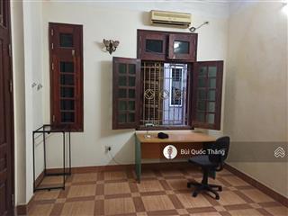 Chị gái nhờ cho thuê 20m2 x 5t x 8tr tại lê hồng phong gần lăng bác oto cách 15m bãi oto cách 50m