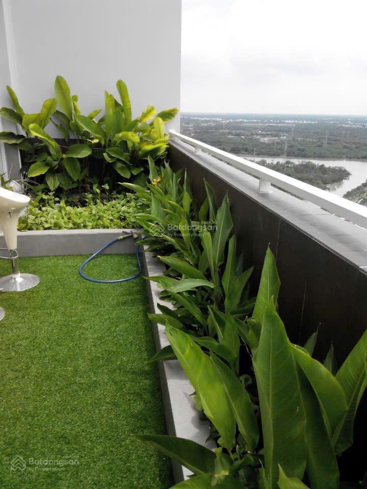 Bán căn hộ penthouse phú mỹ vph dt 353m2 full nt giá 17,68tỷ. 5pn, 4wc nt đẹp view mát view trọn tp