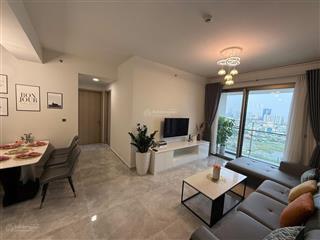 Bán nhanh căn hộ midtown pmh quận 7 dt 98m2 2pn, 2wc căn góc full nt. giá 9,8 tỷ view sông và q1
