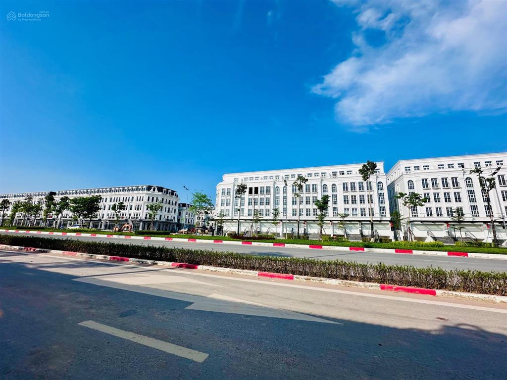 Bán đất dịch vụ tây tựu 60m2 phân lô, mặt tiền 4m, vỉa hè, công viên, 10 tỷ tại tây thăng long
