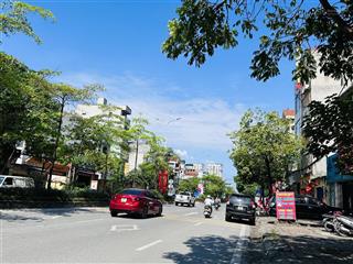 Bán gấp biệt thự sân vườn lideco 300m2, mặt tiền 10m, logoc, 3 tầng, 33 tỷ thương lượng