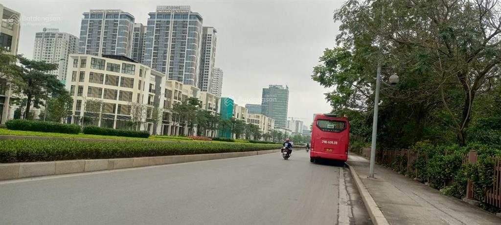 Bán nhà phố nguyễn hoàng 105m2, 7 tầng thang máy, vỉa hè, kinh doanh 43 tỷ tl