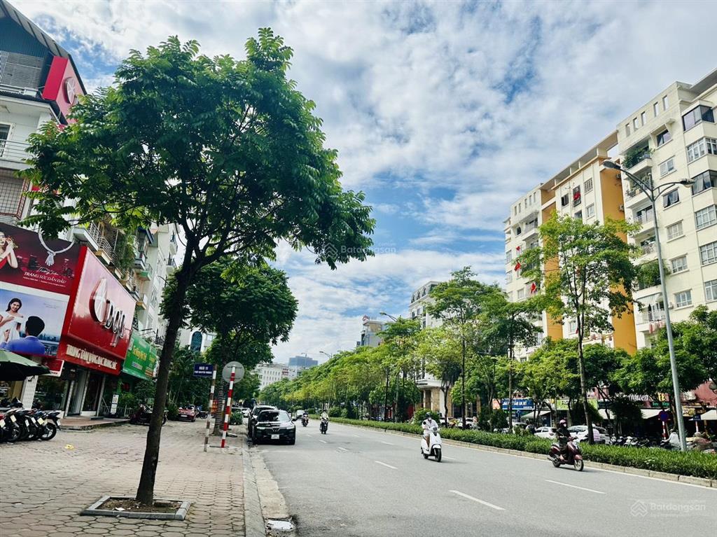 Bán nhà phố nguyễn hoàng 105m2, 7 tầng thang máy, vỉa hè, kinh doanh 43 tỷ tl