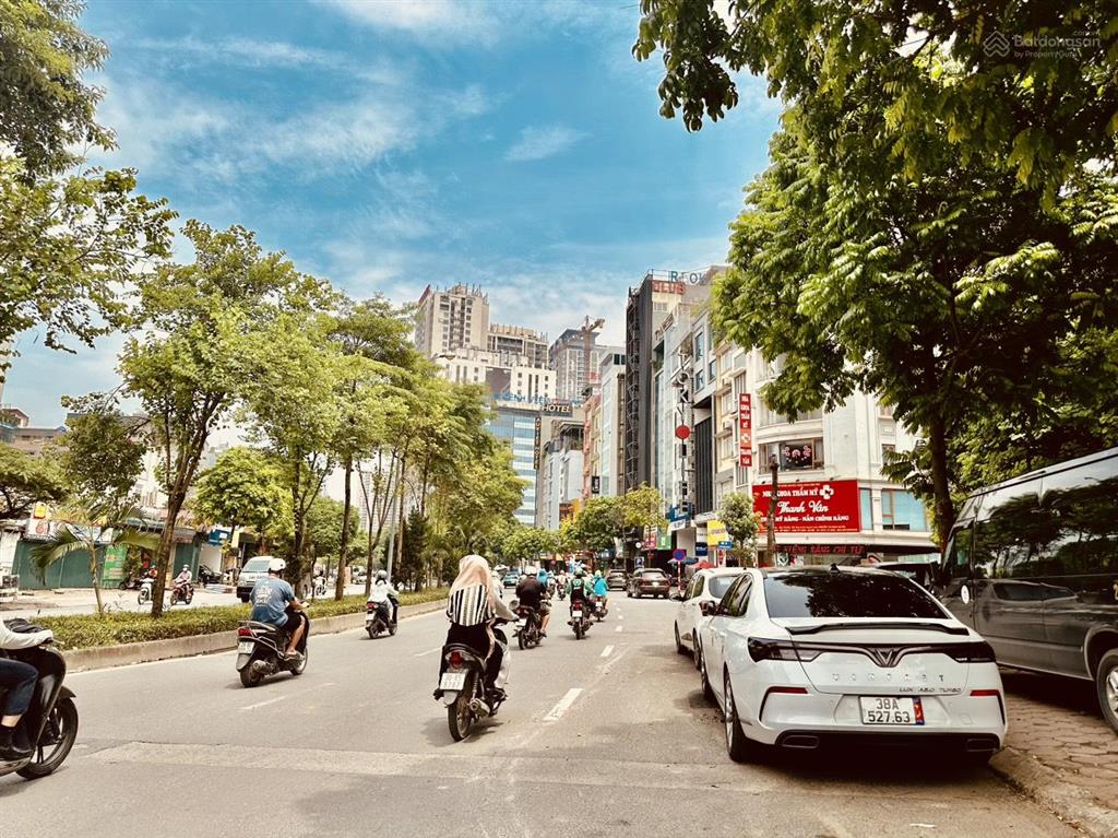 Bán nhà phố nguyễn hoàng 105m2, 7 tầng thang máy, vỉa hè, kinh doanh 43 tỷ tl