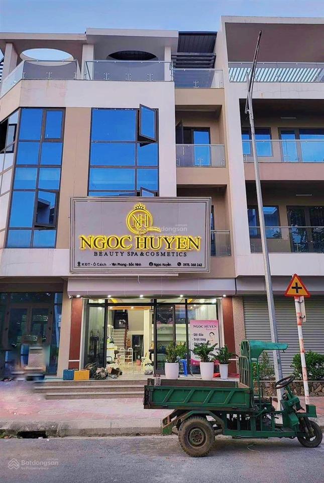 Bán shophouse viglacera yên phong, 97m², mặt tiền 5.5m, 2 mặt thoáng, vi trí cực đẹp, 5.5 tỷ tl