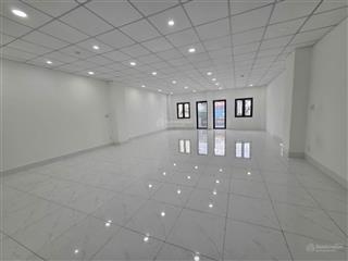 Cho thuê văn phòng đường phổ quang, dt 85m²