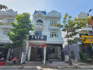 Nhà hoàn công 2lầu 72m2 4,8tỷ tl rẻ nhất trục, nhà mt kinh doanh mt đường chính kdcphú hồng thịnh 8