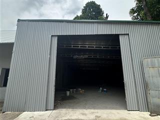 Cho thuê kho xưởng 330m2 phúc diễn