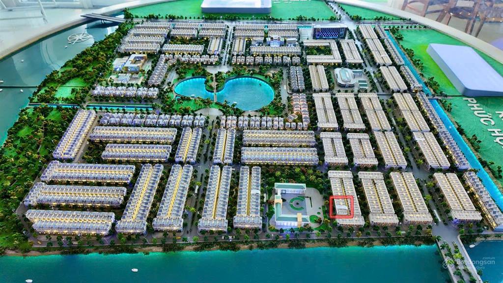 Một lô duy nhất liên kết phố c8  đối diện trường học  gần công viên thông thoáng
