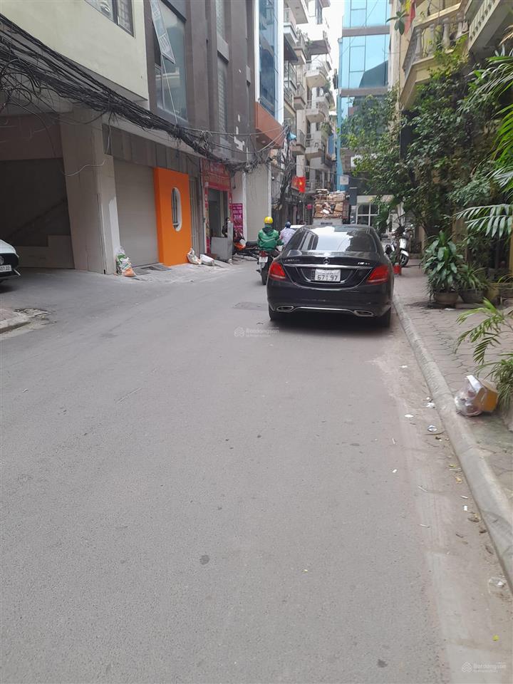 Bán đất phố thanh nhàn100m2 lô góc mặt tiền 10mba gác tránh cách phố 30m chia 2 lô cực đẹp 21 tỷ