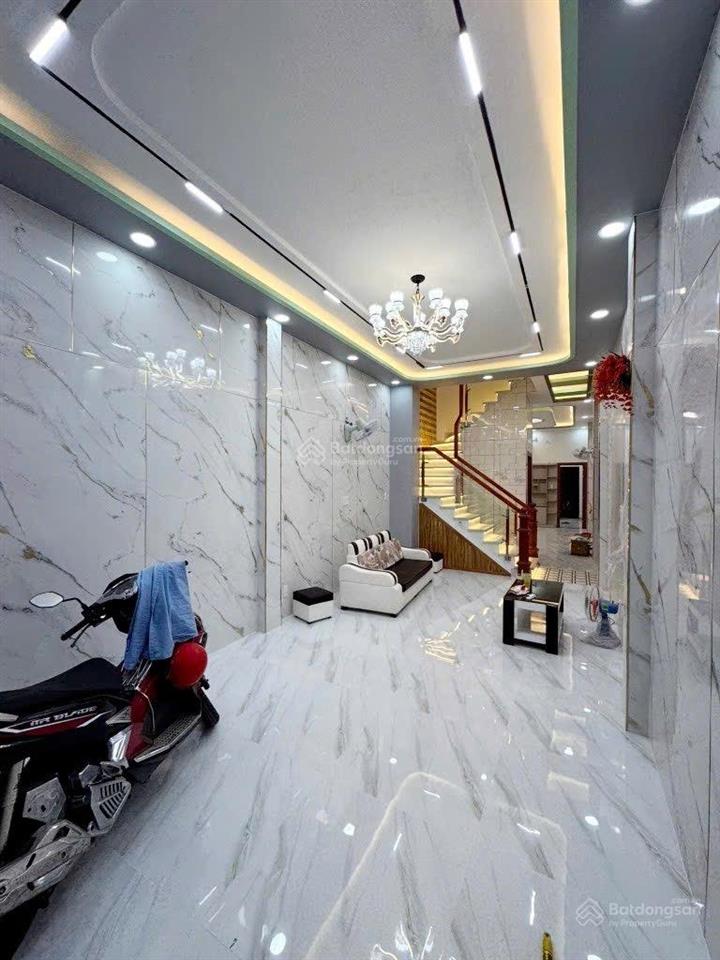 Mặt tiền kdc  tên lửa, bình tân  3 tầng  4x21  vừa ở gừa kinh doanh  chỉ 8.x tỷ