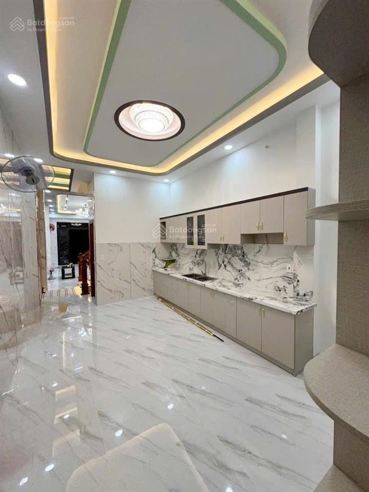 Mặt tiền kdc  tên lửa, bình tân  3 tầng  4x21  vừa ở gừa kinh doanh  chỉ 8.x tỷ