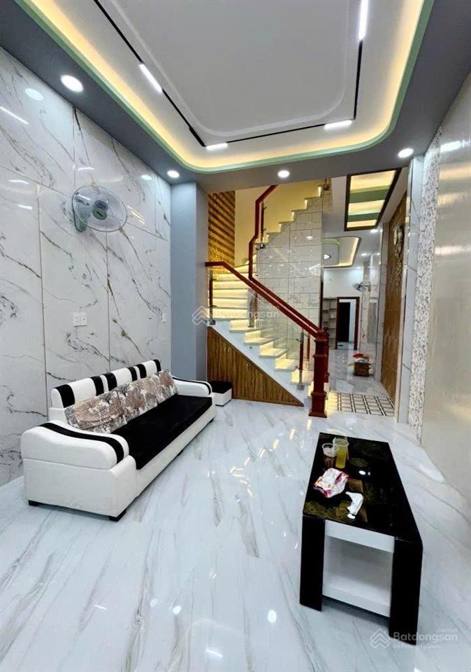 Mặt tiền kdc  tên lửa, bình tân  3 tầng  4x21  vừa ở gừa kinh doanh  chỉ 8.x tỷ