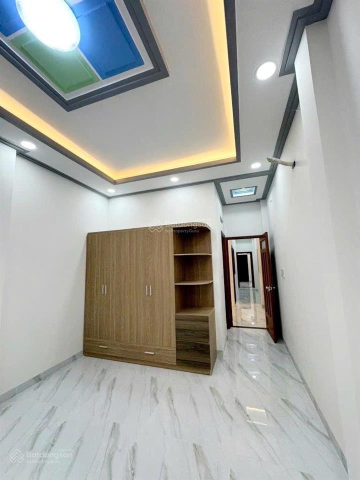 Mặt tiền kdc  tên lửa, bình tân  3 tầng  4x21  vừa ở gừa kinh doanh  chỉ 8.x tỷ