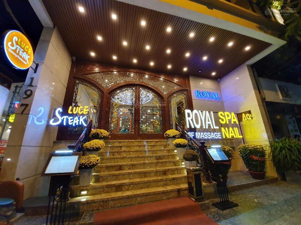 Rẻ hơn 10 tỷ. bán toà 8 tầng góc hai mặt tiền nguyễn văn thoại. dt 232m2. đang cho thuê 160triệu/th
