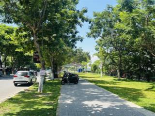 Bán đất góc hai mặt tiền đường chương dương view pháo hoa. diện tích 300m. ngang 15m. giá 75 tỷ.