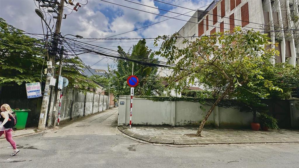 Bán đất lô góc 325m. đường chế lan viên. giáp khu an thượng. cách biển 2 phút di chuyển. giá tốt