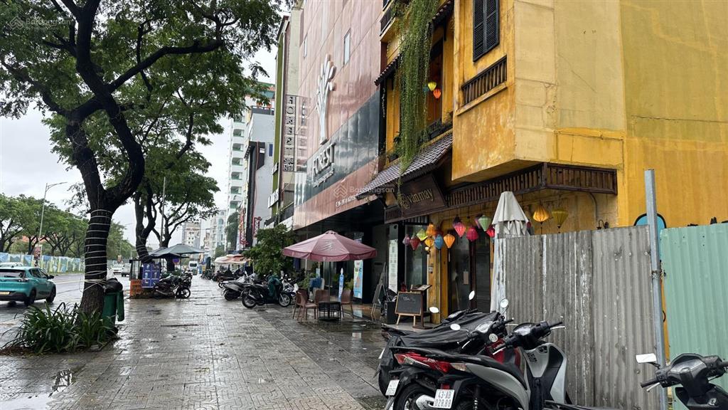 Bán đất 140m. ngang 7m. hai mặt tiền đường võ nguyên giáp. view biển mỹ khê. giá chỉ 33 tỷ