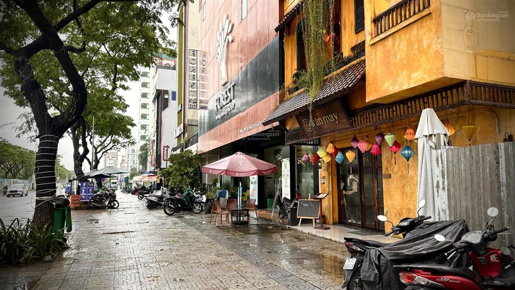 Bán đất 140m. ngang 7m. hai mặt tiền đường võ nguyên giáp. view biển mỹ khê. giá chỉ 33 tỷ