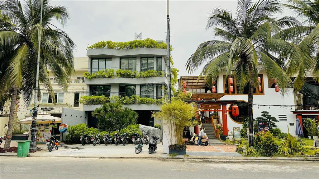 Bán nhà hàng đường võ nguyên giáp mặt tiền trực diện biển mỹ khê. sát mặt biển, dt 480m2, 105 tỷ