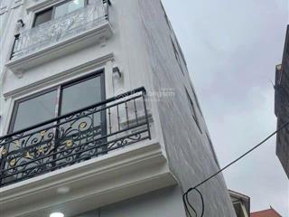 Bán gấp nhà ở siêu vip phố lĩnh nam tân khai cách đường ô tô đỗ 10m. dt 33m2*5t. chỉ nhỉnh 5 tỷ