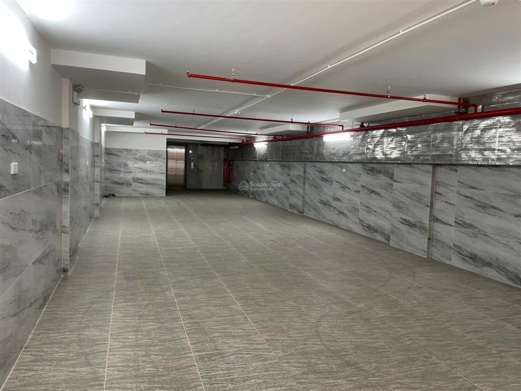 "vị trí vàng"  nhà mặt phố lý thường kiệt. dt 734m2, mt 30m, xd 12 tầng + 4 hầm