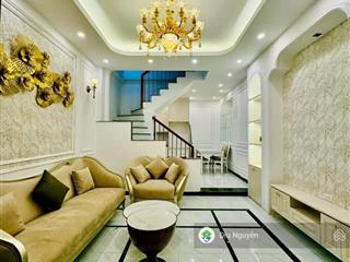Cực hiếm! bán nhà ngọc thụy  ngõ nông  ô tô đỗ cửa  lô góc  nhà mới ở ngay full nội thất. 6 tỷ