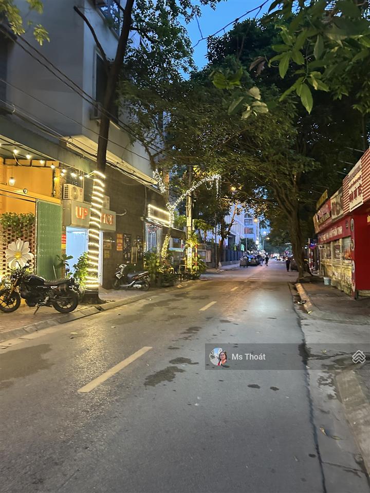 Bán nhà dương quảng hàm, cầu giấy. dt 56m2 x 5t x mt 4m x giá nhỉnh 16tỷ. ngõ ô tô, kd sầm uất