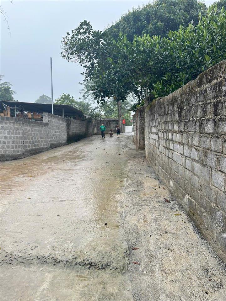 Bán 200m2 đất ở 50m2 tại đồng chanh, nhuận trạch, lương sơn, hòa bình