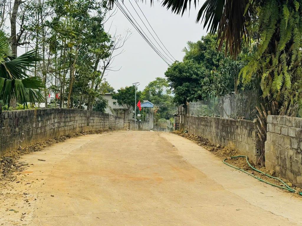 Bán 200m2 đất ở 50m2 tại đồng chanh, nhuận trạch, lương sơn, hòa bình