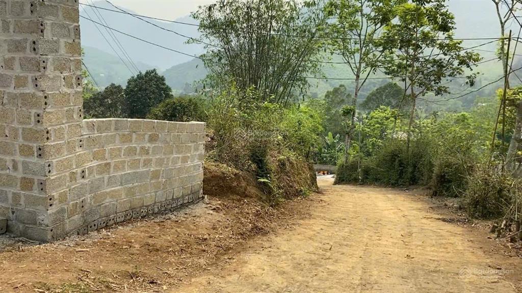 Chủ nhà cần bán gấp lô đất 2009,2m2 đất ở 234m2 xã kim lập, kim bôi, hoà bình
