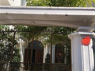 Chính chủ gửi bán căn biệt thự nhánh đường nguyễn kim p4 tp vũng tàu 234,9m2. có 150m2 tc có sân