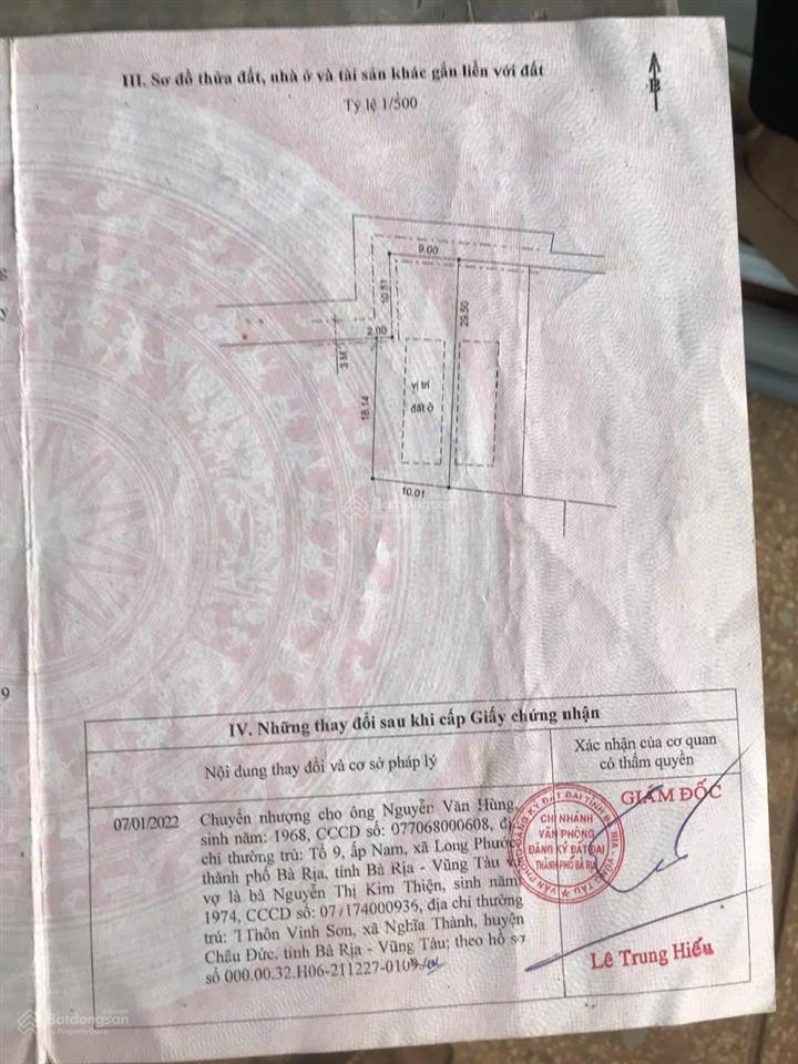 Cần bán căn nhà lầu gần chợ hòa long, tp bà rịa. nhà 1 trệt, 1 lầu, 3 phòng ngủ nằm mt đường nhựa
